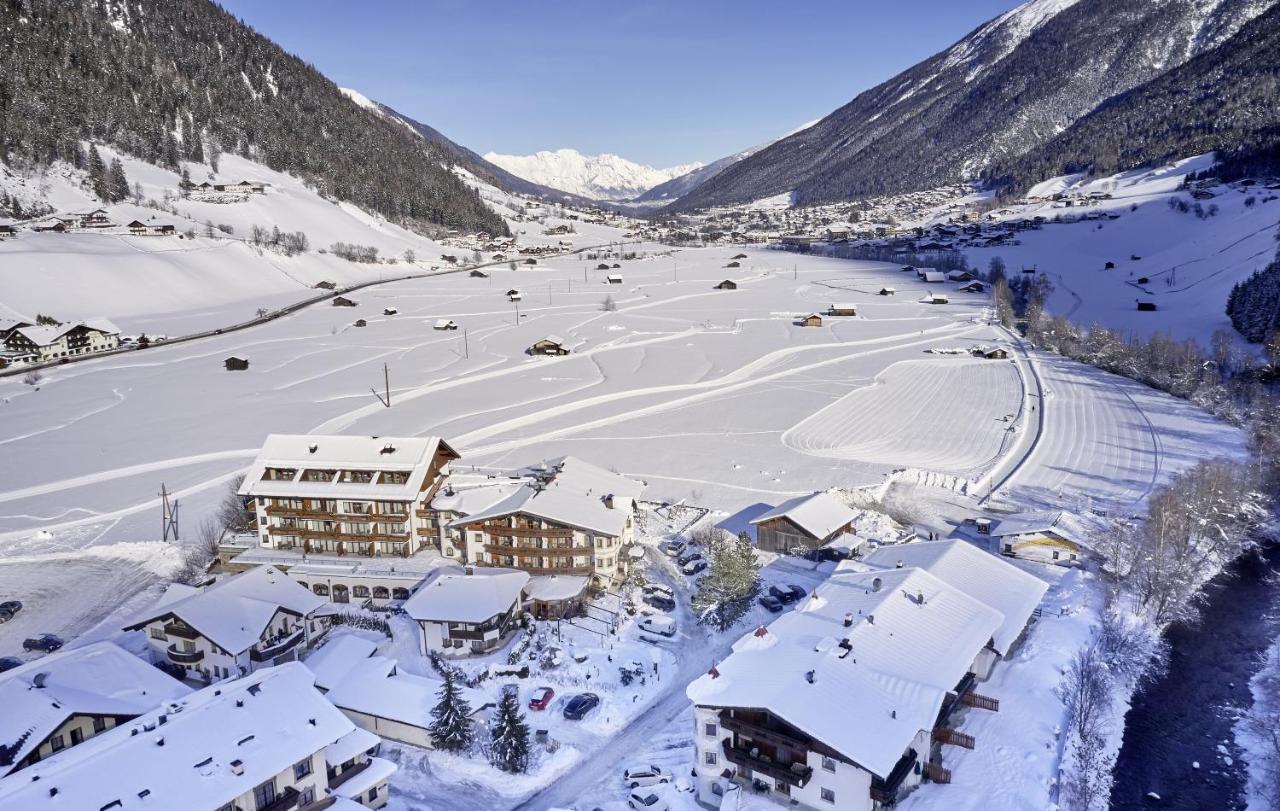 Alpeiner - Nature Resort Tirol Neustift im Stubaital Exterior foto